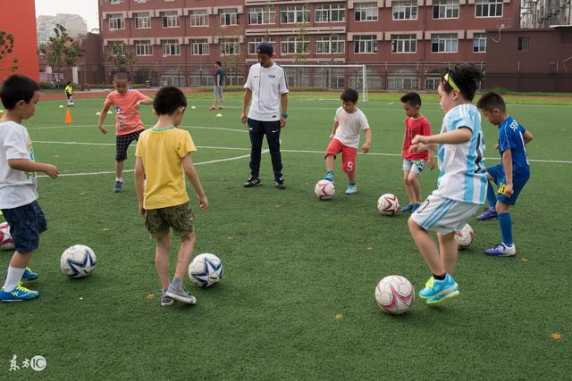 广东宏远休赛期速递：徐昕租借终止、队内教学赛显新人、外援接洽在列